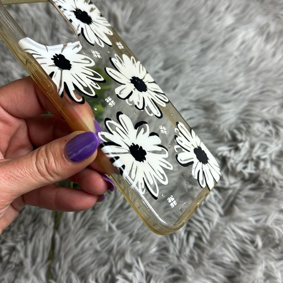 Kate spade floral white  and clear iPhone 12 Pro Max case - Picture 5 of 5